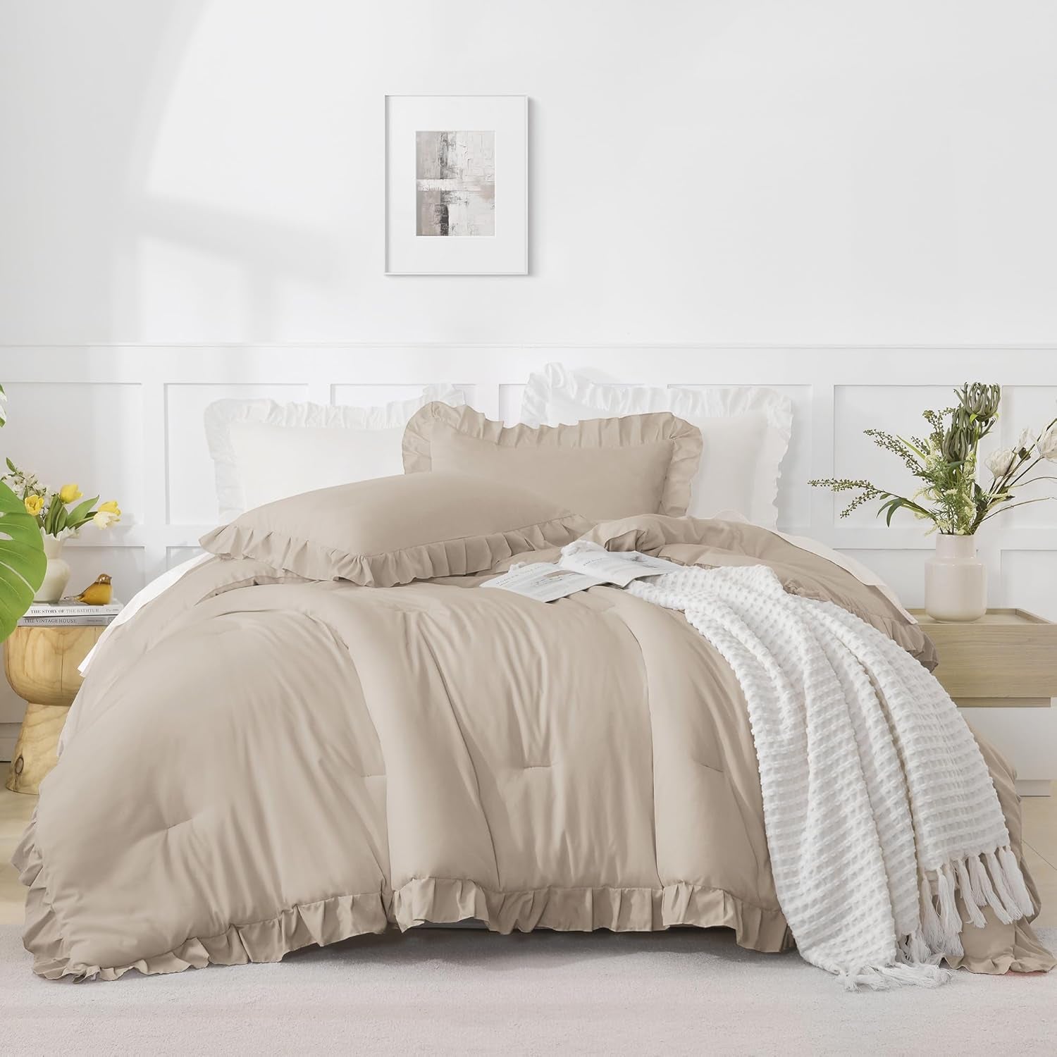 Wheat Ruffled Comforter King(104X90Inch), 3 Pieces(1 Ruffle Comforter and 2 Pillowcases) Vintage Ruffle Fringe Comforter, Farmhouse Rustic Microfiber down Alternative Bedding Comforter Set